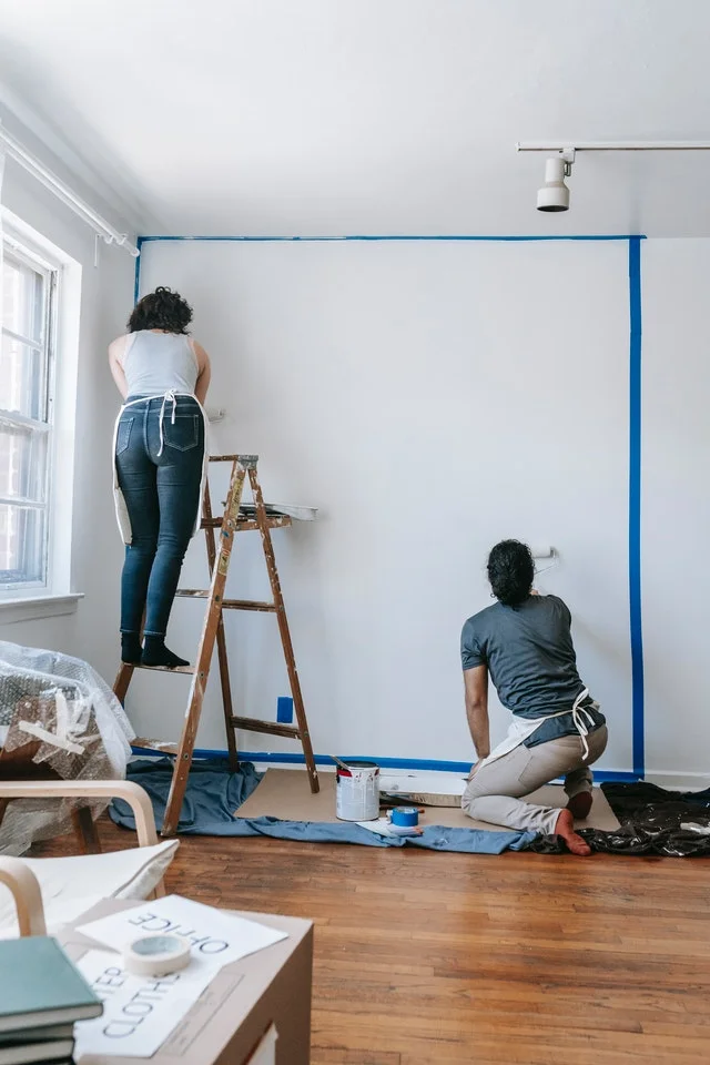 How To Paint The House Without Damaging The Floor Or The Furniture?